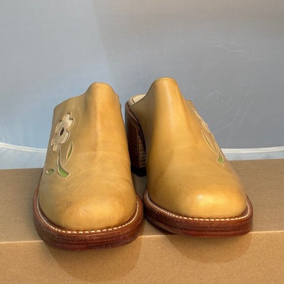 Sendra Vintage Toledo Clog in Tan - Picture 2 of 5